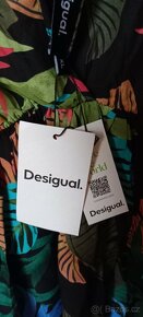 Desigual dámské plážové šaty Swim Top Tropical Party vel. XL - 5
