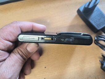 Sony Ericsson U1i - 5