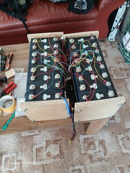 Prodám lifepo4 akumulátor články CALB 230Ah 48v - 5