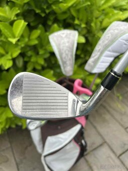 Prodám zánovní dámský golfový set Callaway - 5