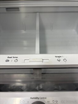 SAMSUNG RB38A7B6AS9/EF Kombinovaná chladnička, 273/114 litrů - 5