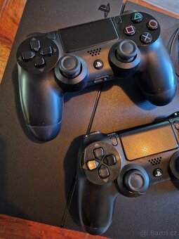Playstation 4 1TB - 5