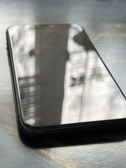 iPhone 11 | 128GB | 100% baterie - 5