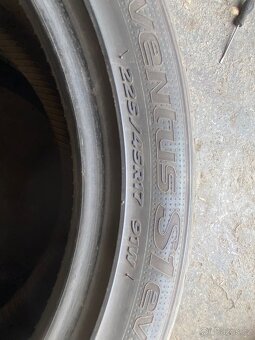 Prodám 225/45 r17 - 5