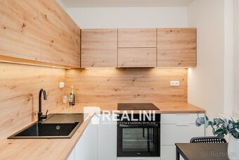 Prodej bytu v osobním vlastnictví 2+1 o výměře 54 m2 ve Frý - 5