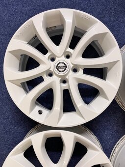 5x114,3 R17 originál alu Nissan Juke - ET 47 - 5