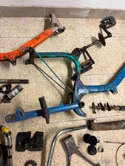 Set dílů vhodných na ND nebo bastl Jawa/ČZ atd - úklid - 5