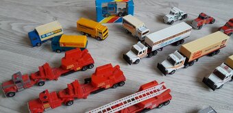 autíčka - angličáky Matchbox  CONVOY - 5