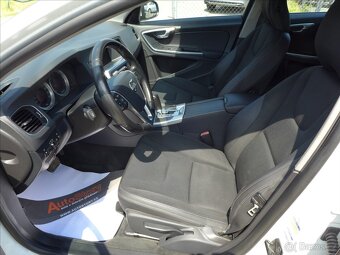 Volvo V60 1,6 D DIGI AC, SERVIS, 1.MAJ - 5