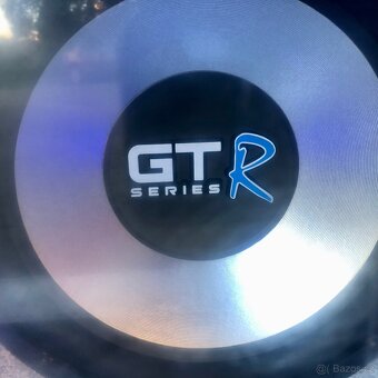 Subwoofer Crunch GTR series+ zesilovač - 5