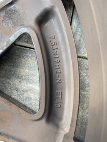 Mercedes-Benz C220 4M 2x orig. disk AMG vč. pneu R19 - 5