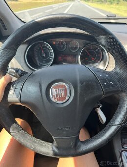 Prodám Fiat Bravo 1.6 JTD 16V – pouze na díly - 5