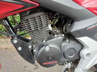Honda CB 125 F jen 5700Km - 5