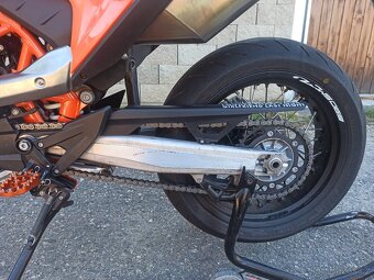 KTM 690 SMC R 2024 - 5