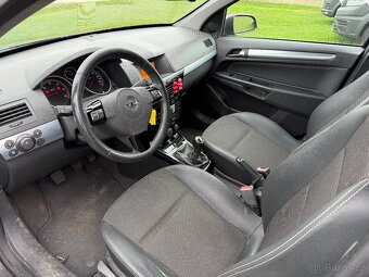 Opel Astra Caravan 1,7CDTi 92kW STK 02/2027 - 5