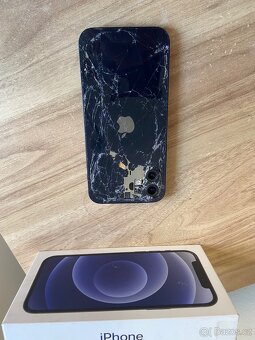 Apple iPhone 12 64GB Black na ND - 5