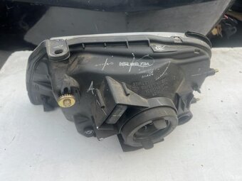 Mitsubishi L 200 - pravé přední světlo EU - 5