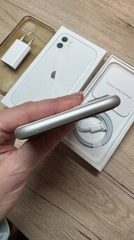 Prodám bílý iPhone 11 64GB - top stav - 5