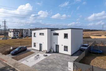 Prodej rodinného domu 94 m², pozemek 200 m² Prodáno - 5