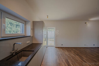 Prodej domu 6+kk/T, 160 m2, pozemek 851 m2, Hlásná Třebáň -R - 5