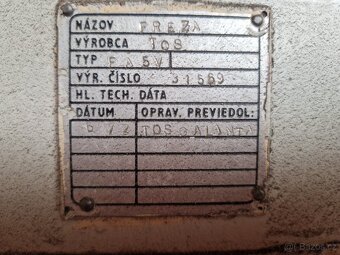 Frézka vertikální univerzální - TOS Galanta FA5V - 5