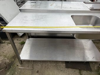 Nerezové stoly a desky s dřezem - 5