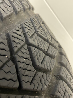 Pirelli Sottozero 3 245/40 R20 99W 4Ks zimní pneumatiky - 5