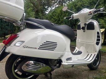 Vespa GTS SUPER 300 - 5