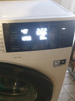 Pračka Elektrolux na 8kg - 5