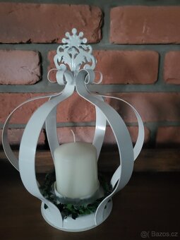 SVÍCEN KORUNA KRÁLOVSKÁ - KOVOVÝ BÍLÝ STYLOVÝ - 5