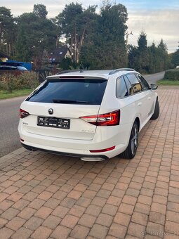 Škoda Superb 3 sportline  virtuál 2.0 TDI 110kw DSG - 5