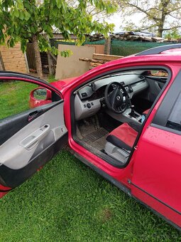 Volkswagen Passat - 5