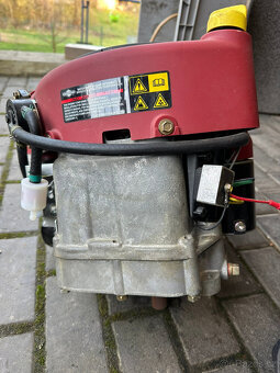 benzínový motor Briggs & Stratton INTEK - 5