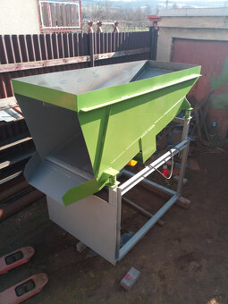 Třídič (katr) na kompost, hlíni, sute atd - 5