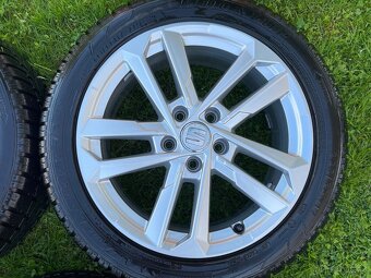 Originál R17 Audi A3 VW Škoda 5x112 zimní pneu 6 mm - 5