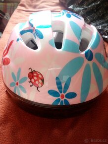 Prodam helmu s beruskama vel.50 - 52 cm,top stav,jako nova,m - 5