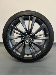 ☀️ Letní Alu kola Acamar, Škoda Superb 3, 5x112 r19 - 5
