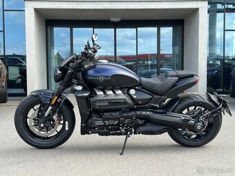 Nový Triumph Rocket 3 R STORM - 5