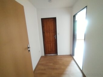 Pronájem prostorného bytu 1+kk / 33m, Hlučín, ul.P.Bezruče - 5