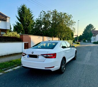 Škoda Superb 2017, 1.6 TDi 88Kw DSG, nová STK-E - 5