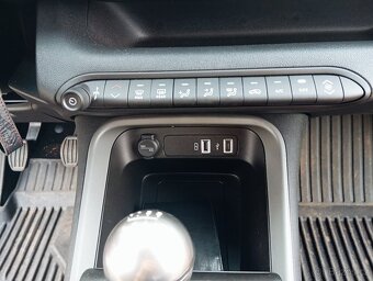 Jeep avenger - 5
