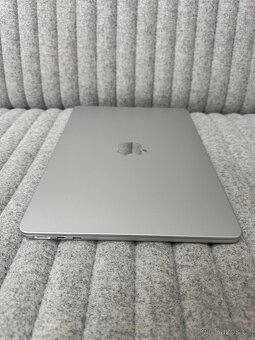 MacBook Air M3 13,6” Silver 8GB/512GB 2024 - 5