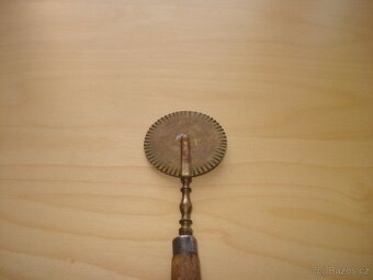 Staré mosazné rádlo - 5