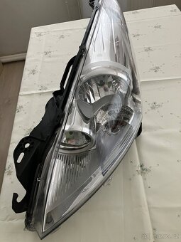 Přední světla peugeot 3008 - 5