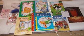 KNIHY+PANENKY-NA VÁNOCE +DOSPĚLÁCKÉ KNIHY A VĚCI DO DOMÁCN. - 5