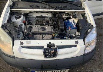 Peugeot partner 1.6 benzín - 5