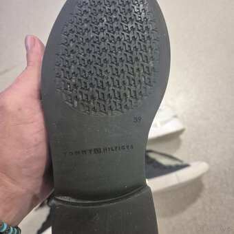 Boty GUESS -TOMMY HILFIGER - 5