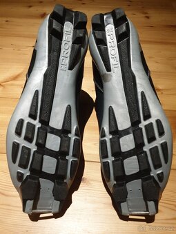 Boty na běžky, vel 43. SNS - 5