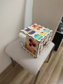 Montessori didaktická kostka - 5