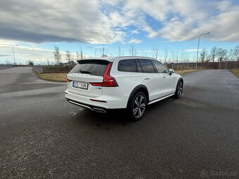 Volvo V60 Cross Country D4 AWD Polestar odpočet dph - 5